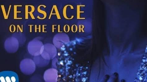 versace on the floor originale|versace on the floor terjemahan.